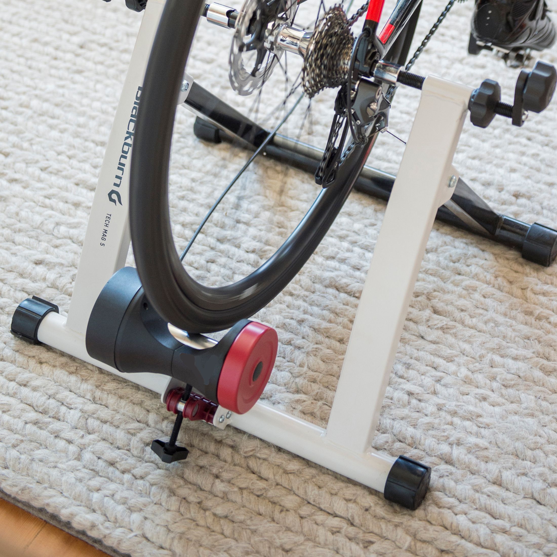 Blackburn stationary bike discount trainer